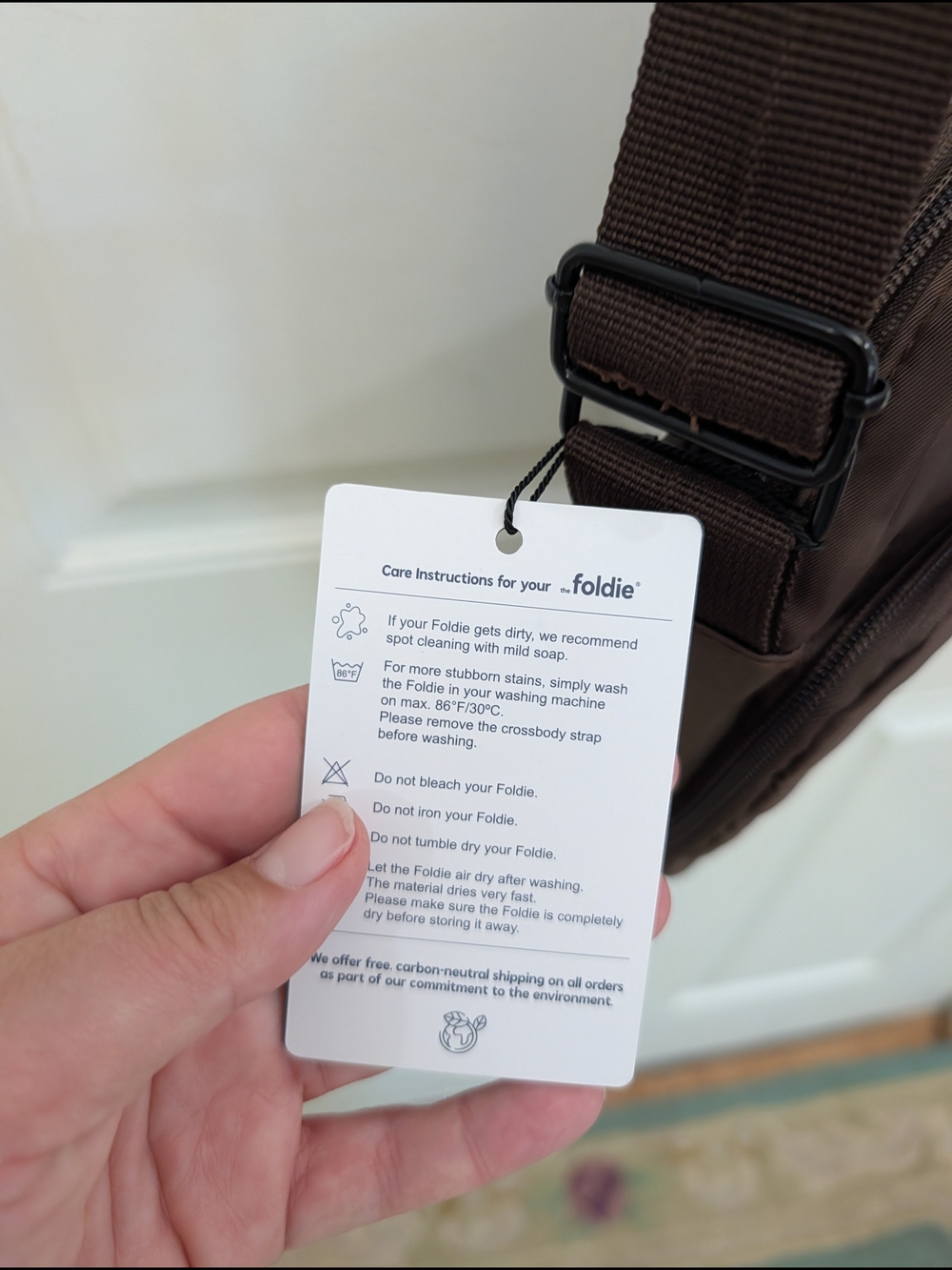 NWT The Foldie Brown Sling Bag - Picture 9 of 11